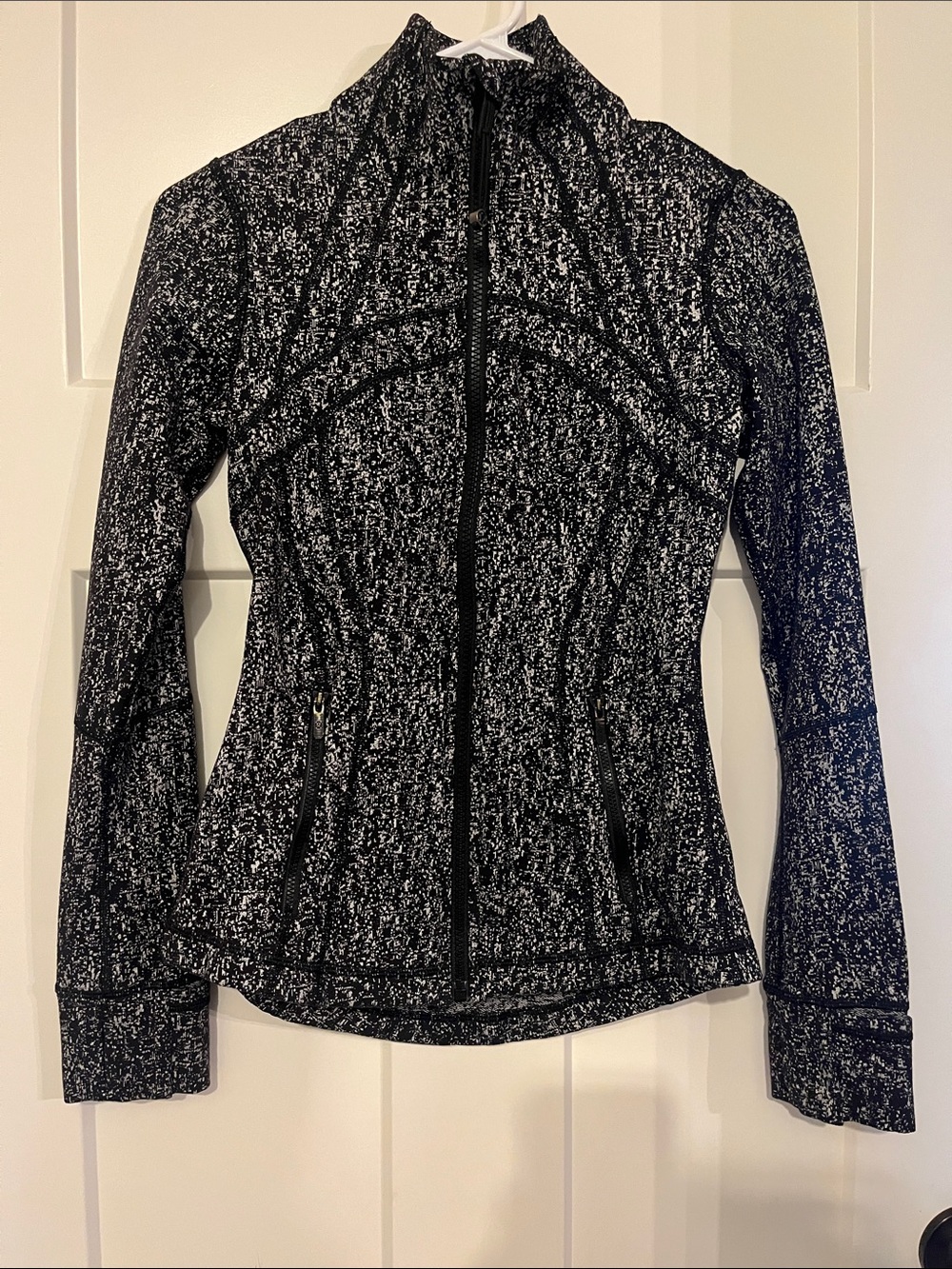 Lululemon Women's Black & White Speckled Zip-Front Jacket